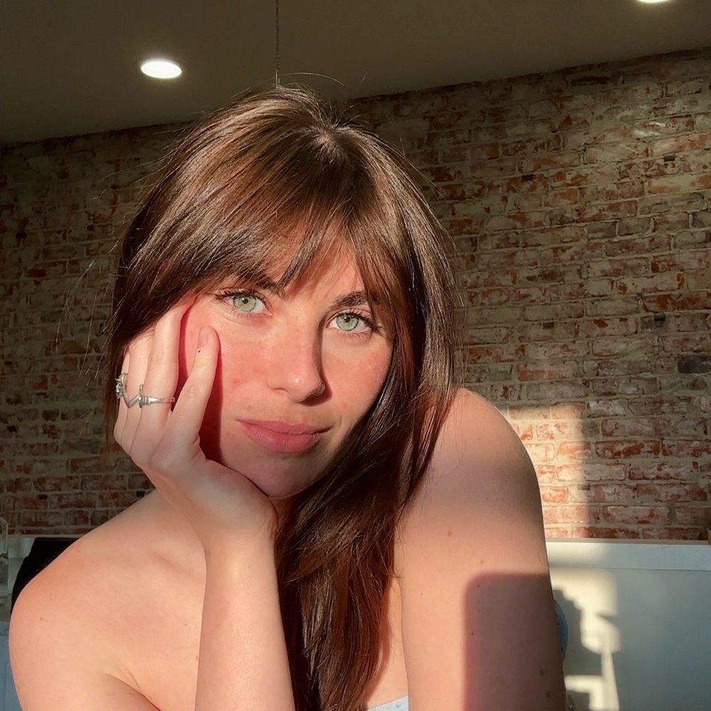 Meet your Posher, Kira